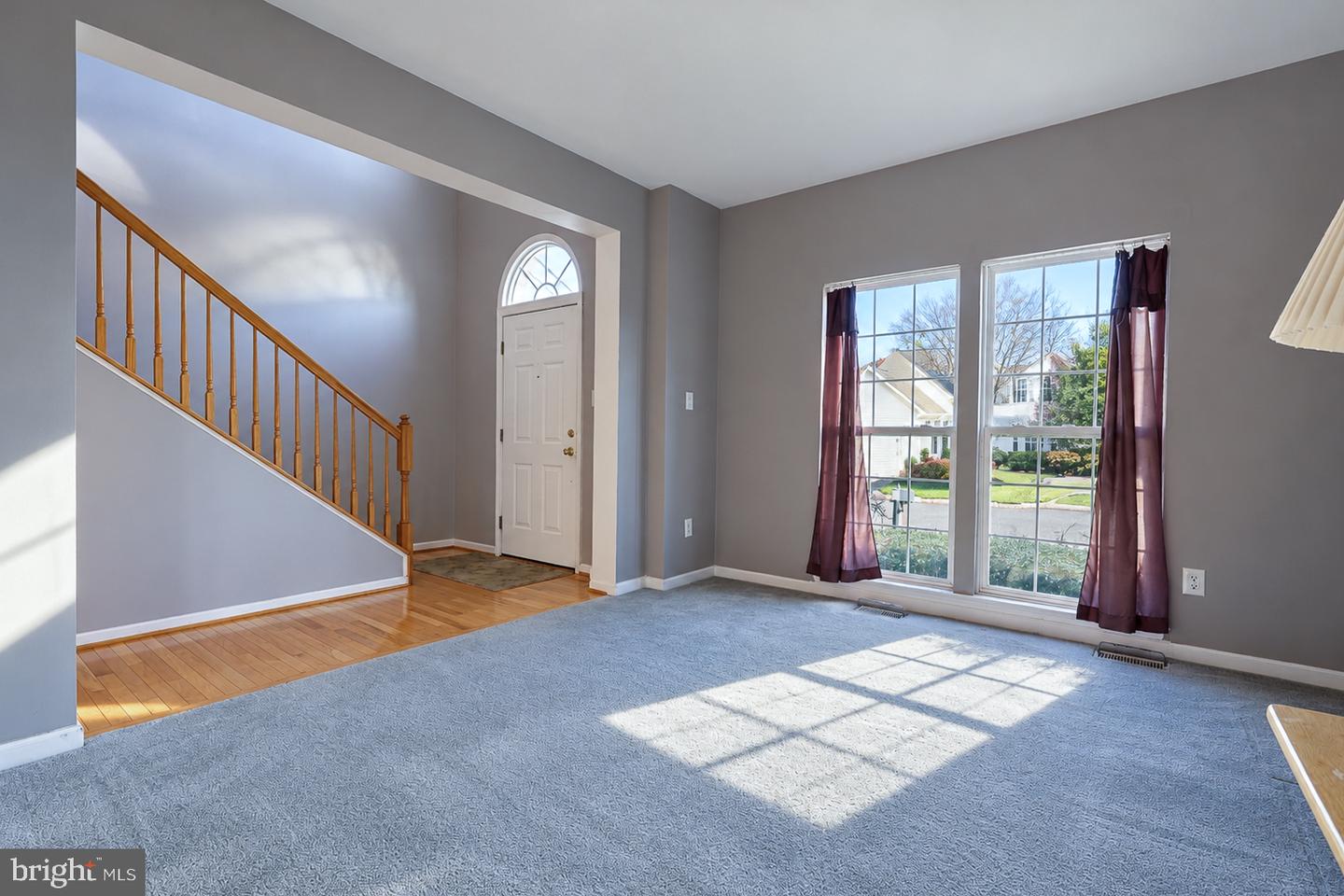 45 Wood Lark Dr — photo