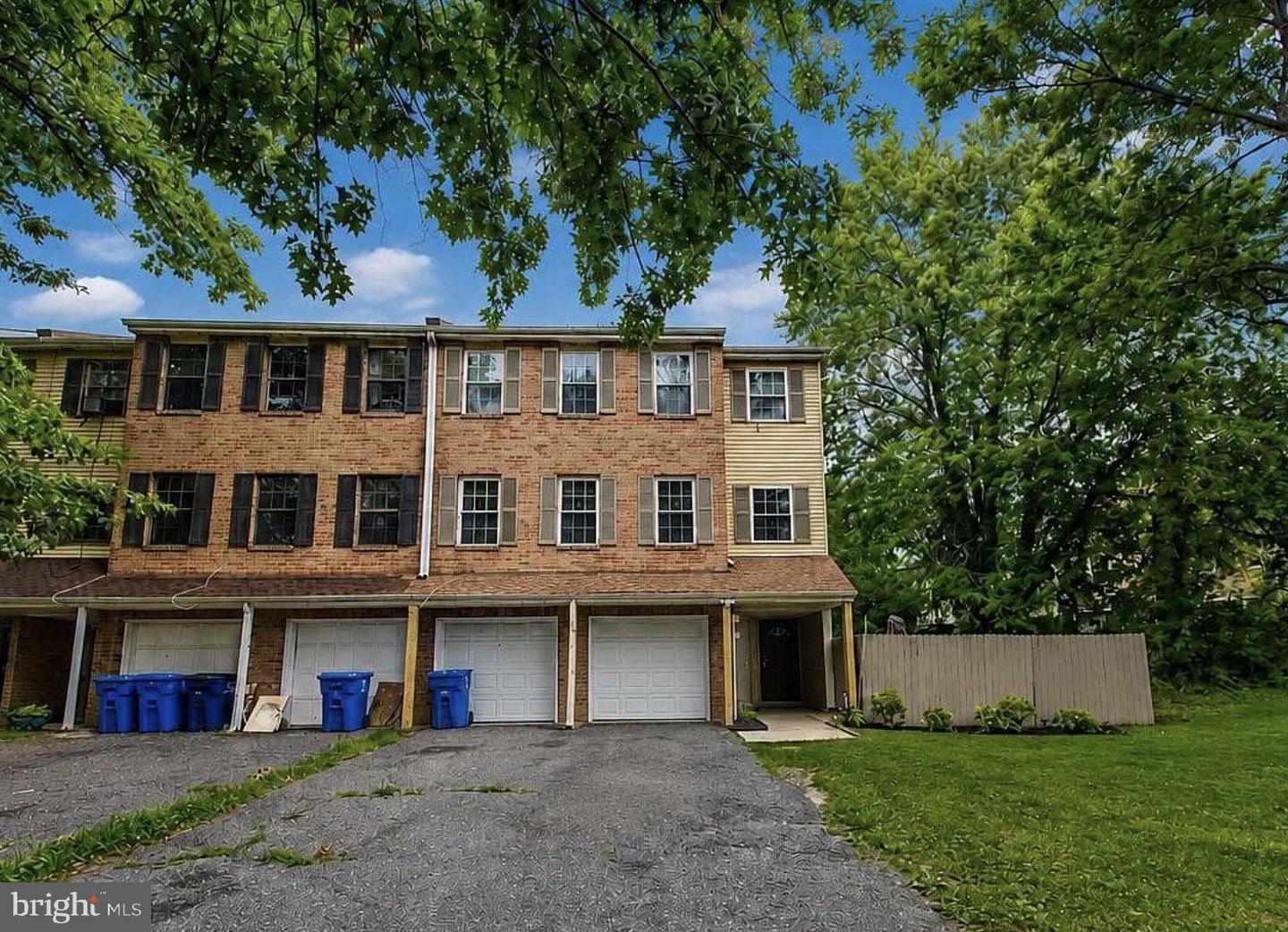 205 Chaucer Ct #a — photo