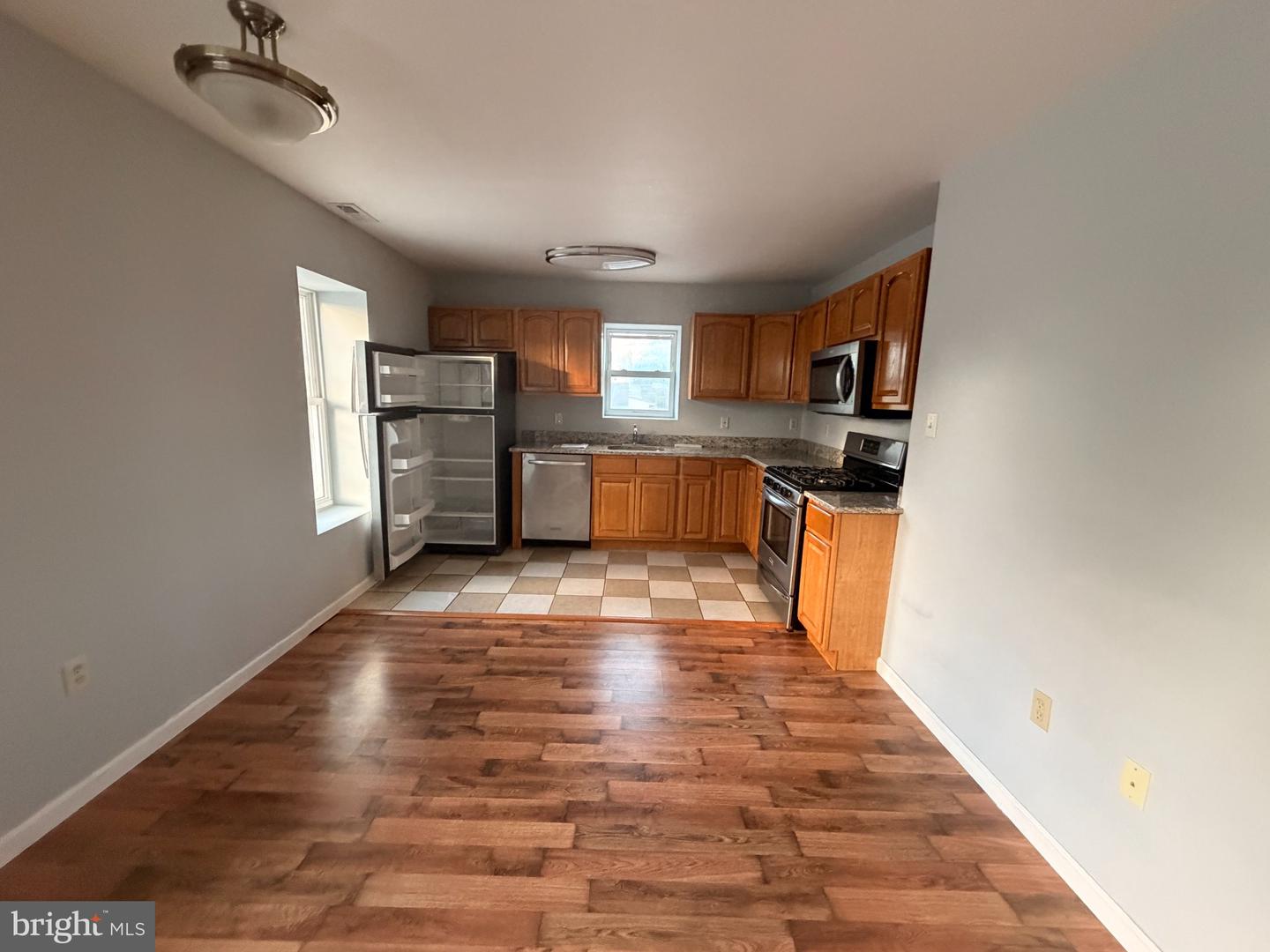 7 E Mill Road #D, Maple Shade, NJ 08052 — photo 2