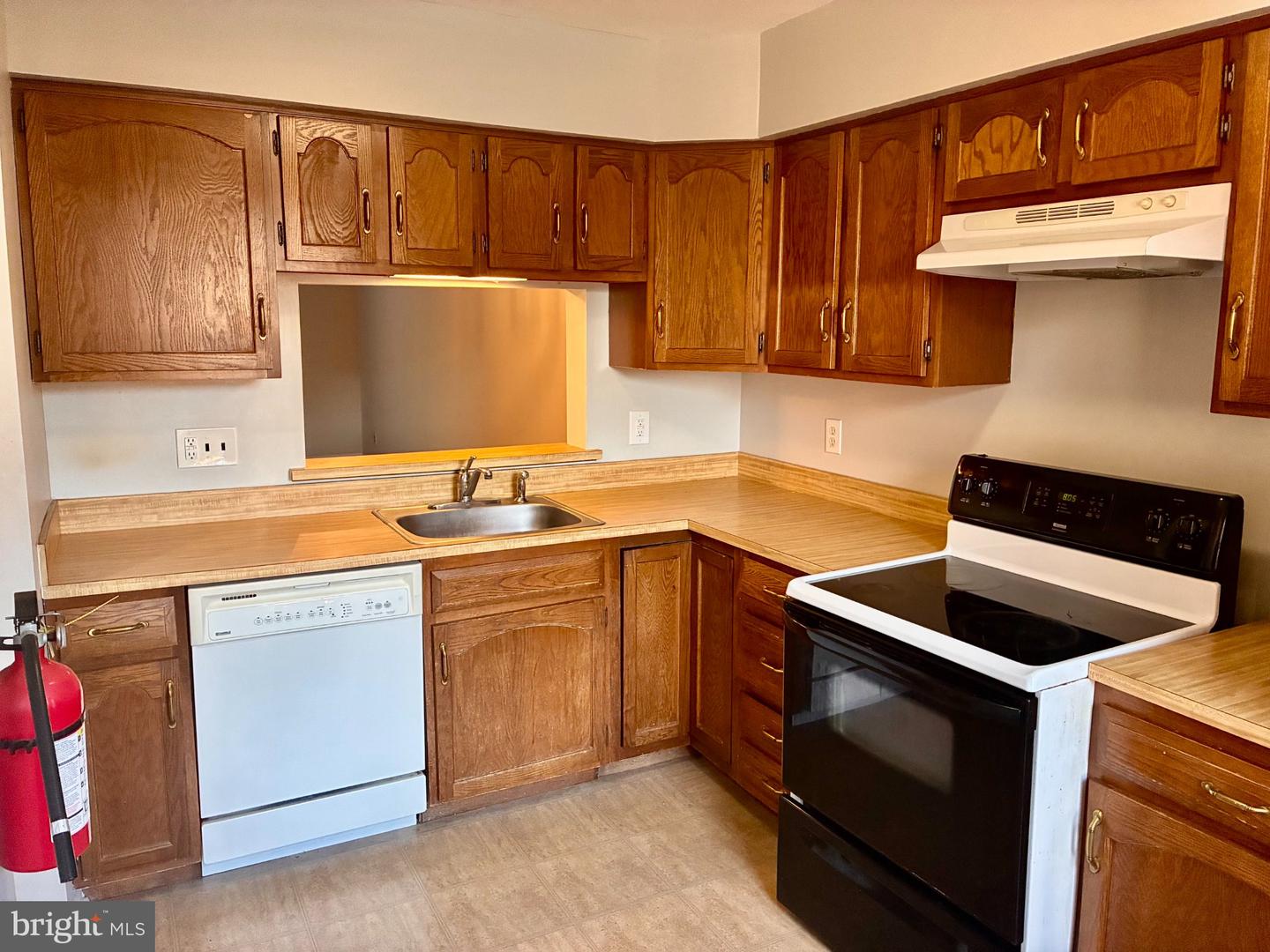 516 Willow Turn #B — photo