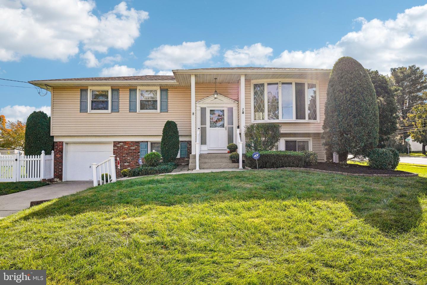2 Hunter Drive, Delran Twp, NJ 08075 — photo 2