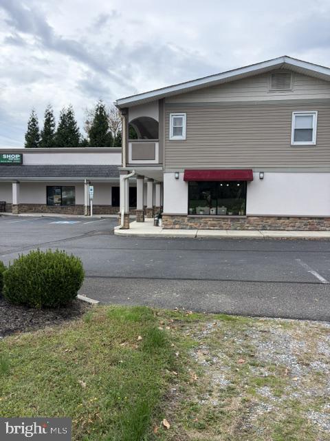 2107 Route 130 — photo