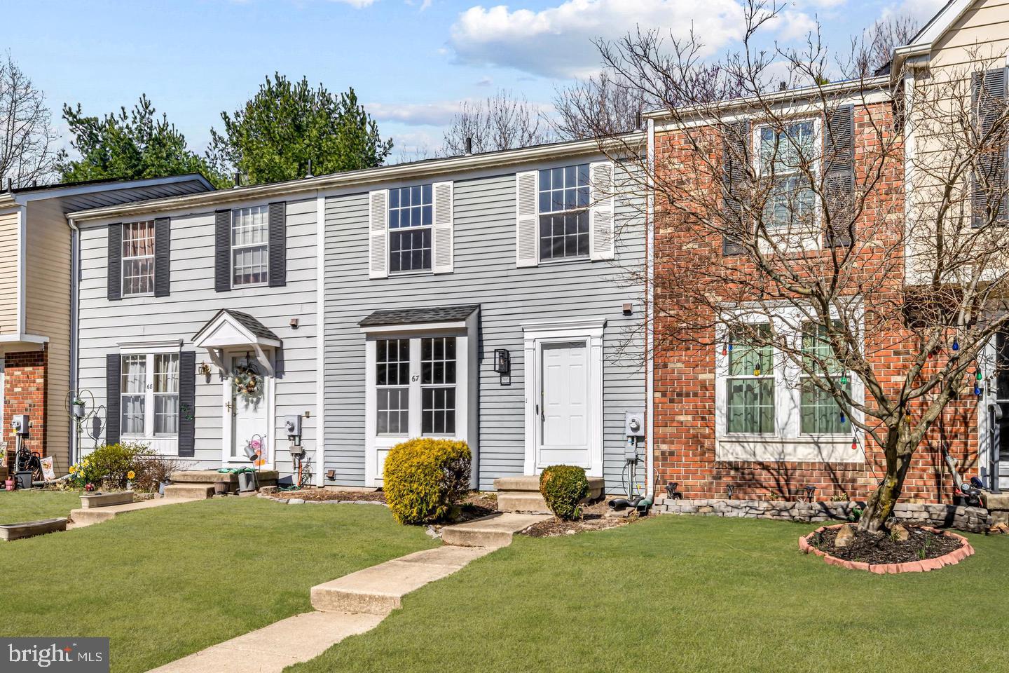 67 Dorchester Cir — photo