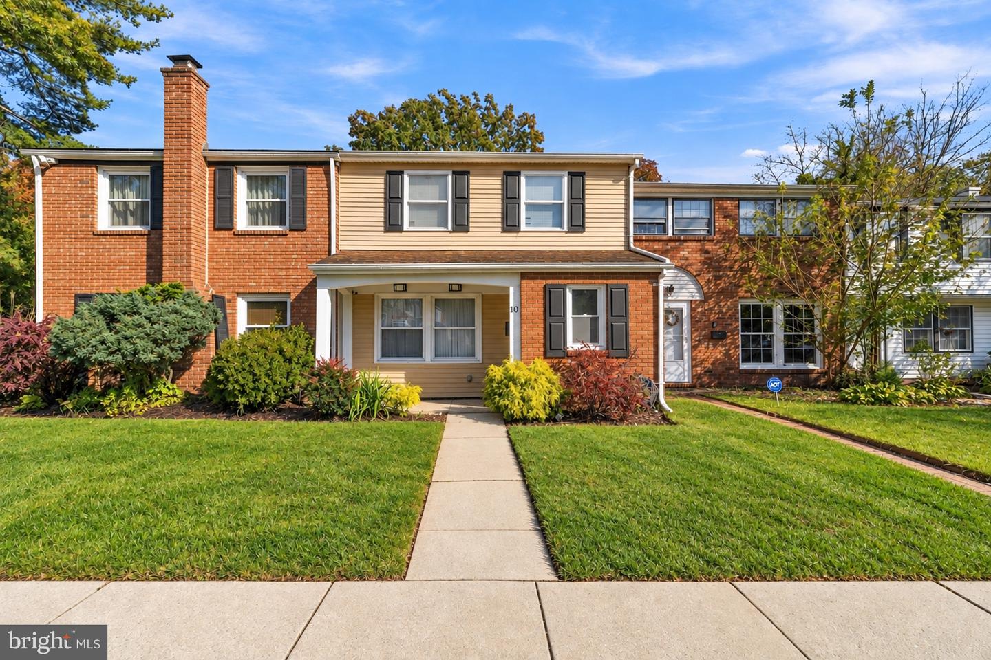 10 Raleigh Pl — photo