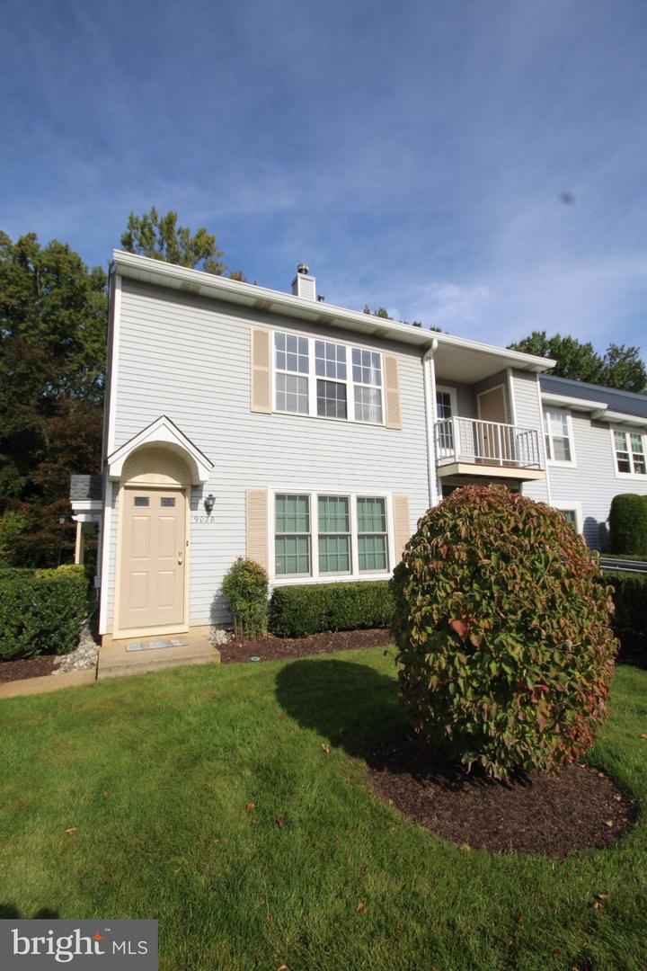 902-B Ralston Dr — photo