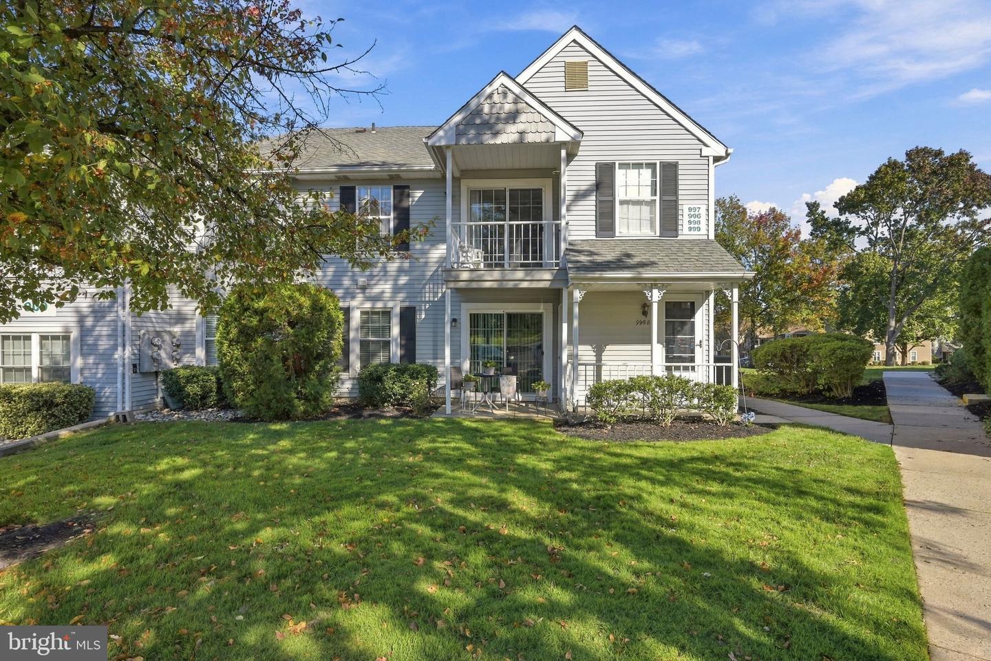 999 Scotswood Ct #B — photo
