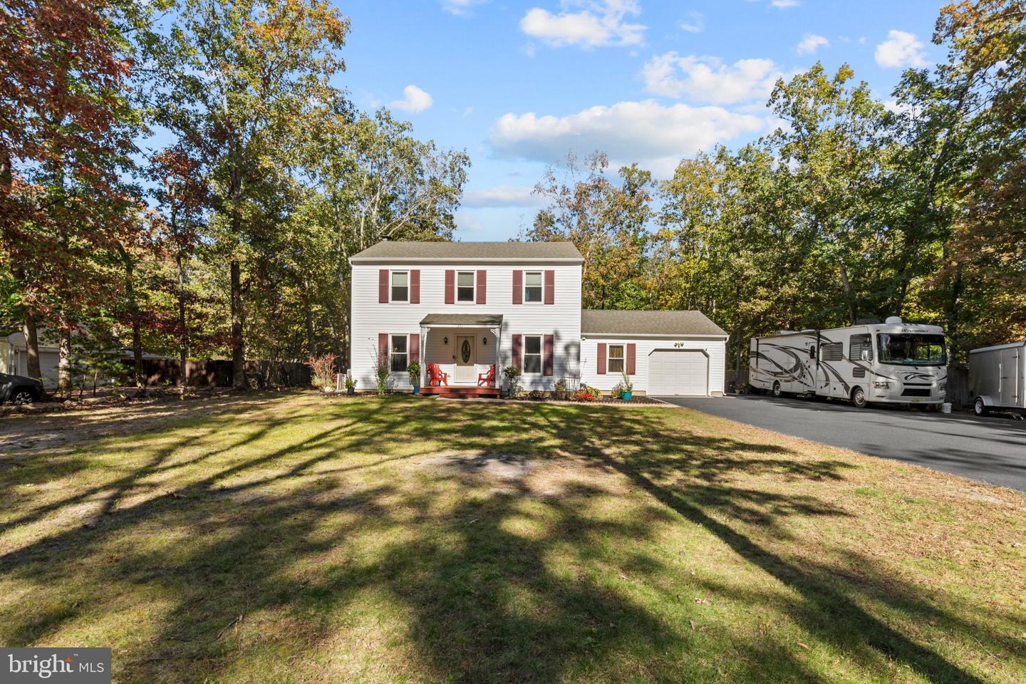 30 Waltham Dr — photo
