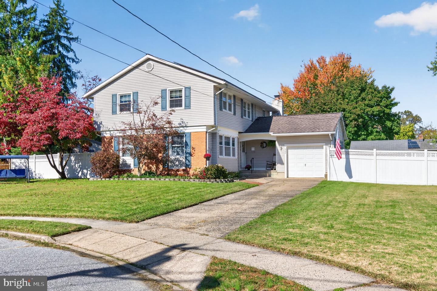 302 Logan Grn — photo