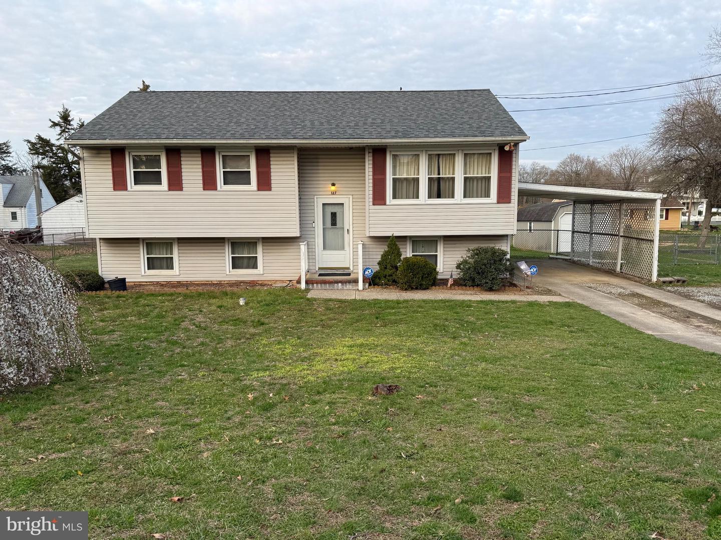 127 Stave Mill Rd — photo
