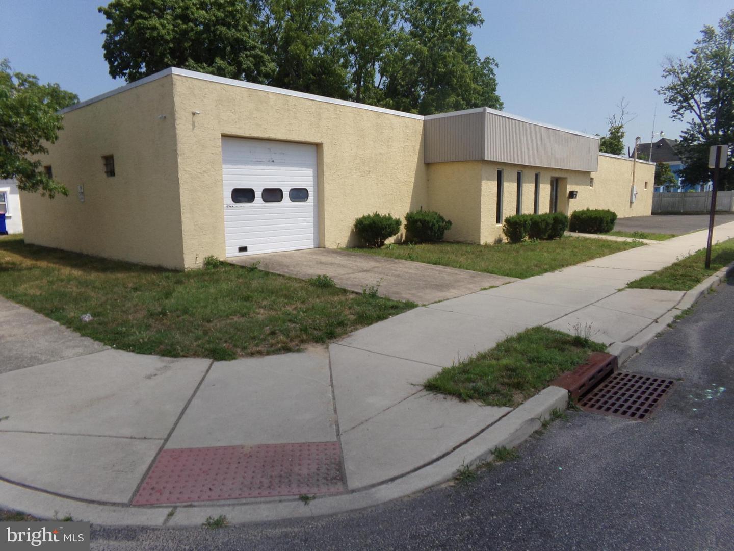 25-27 N 6th St N #Nj — photo