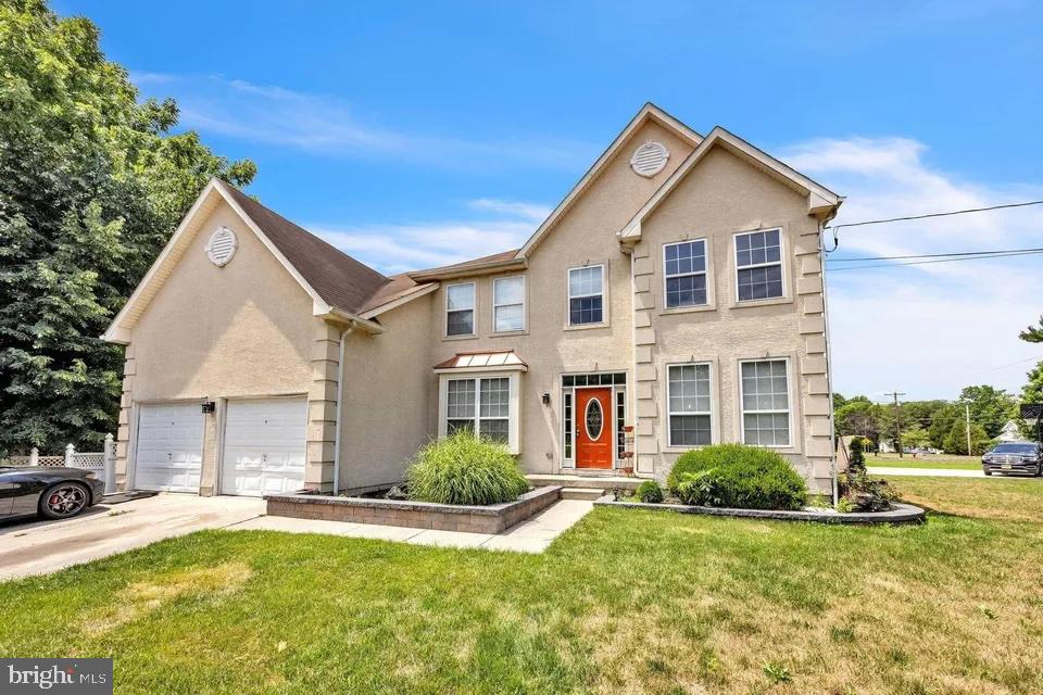 1674 White Pine Way — photo