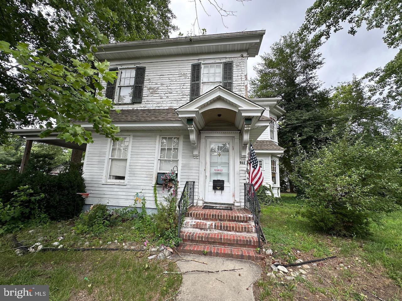 502 W Main St — photo