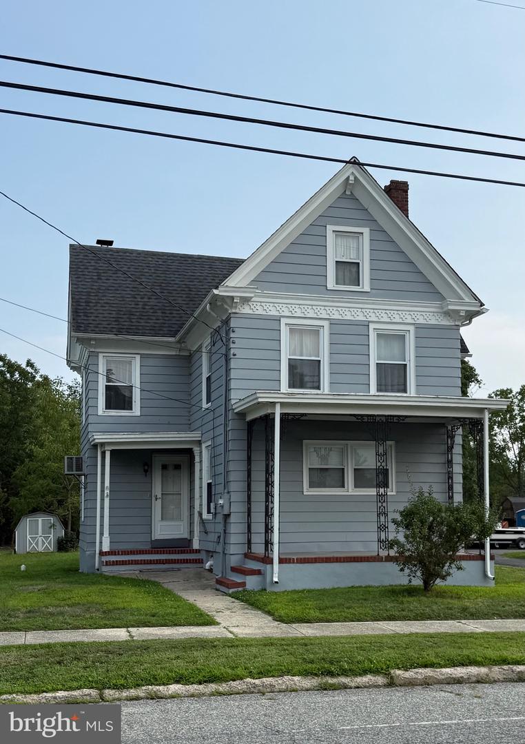 131 Maple Ave — photo