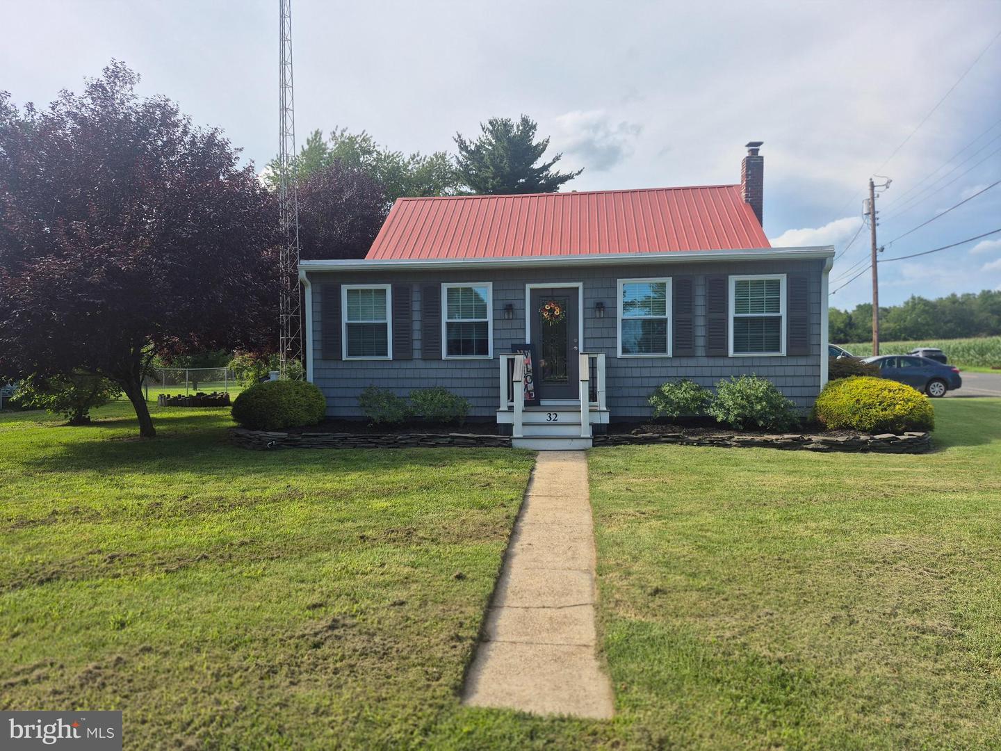 32 Franmar Dr — photo