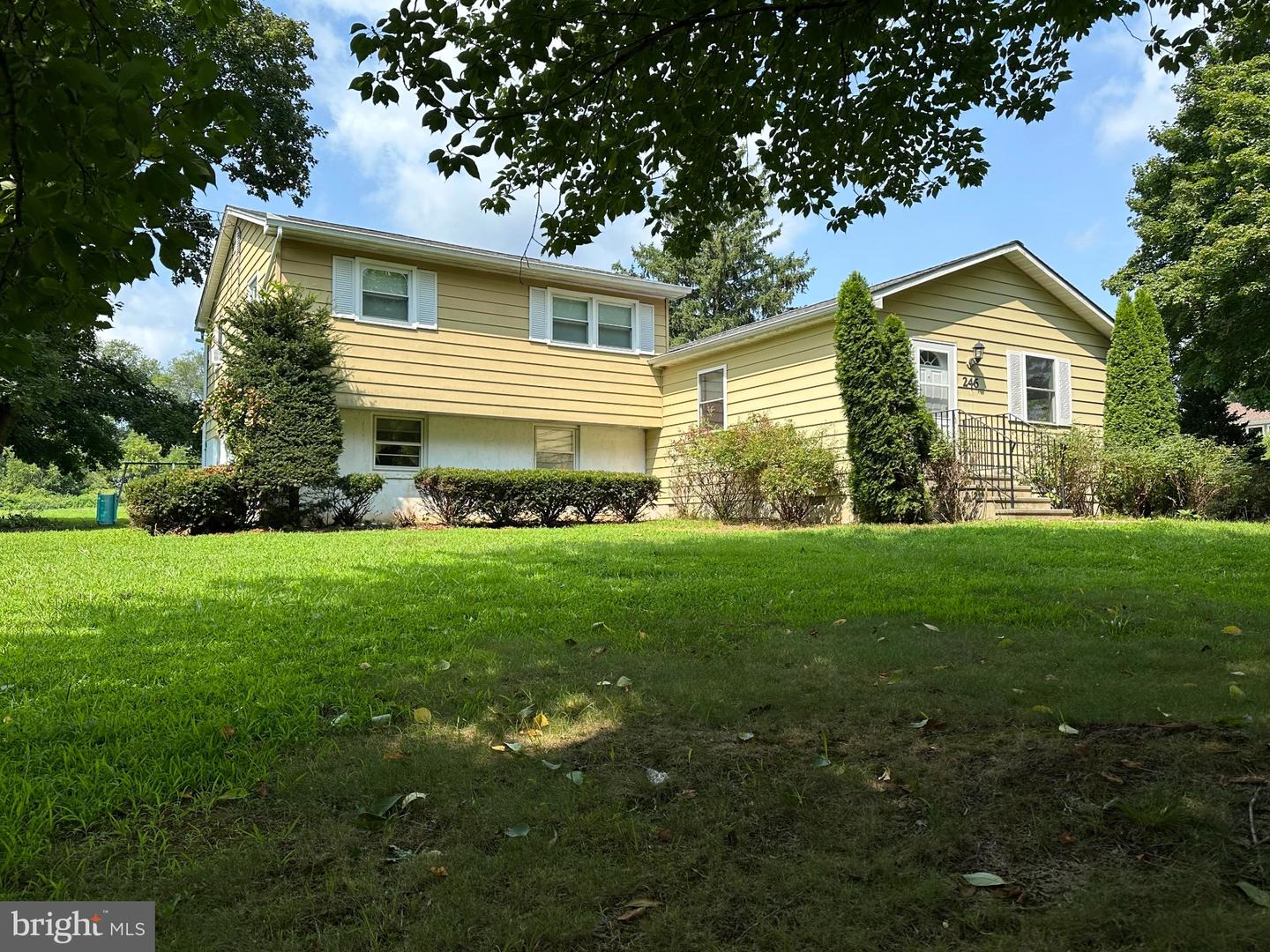246 Center Rd — photo
