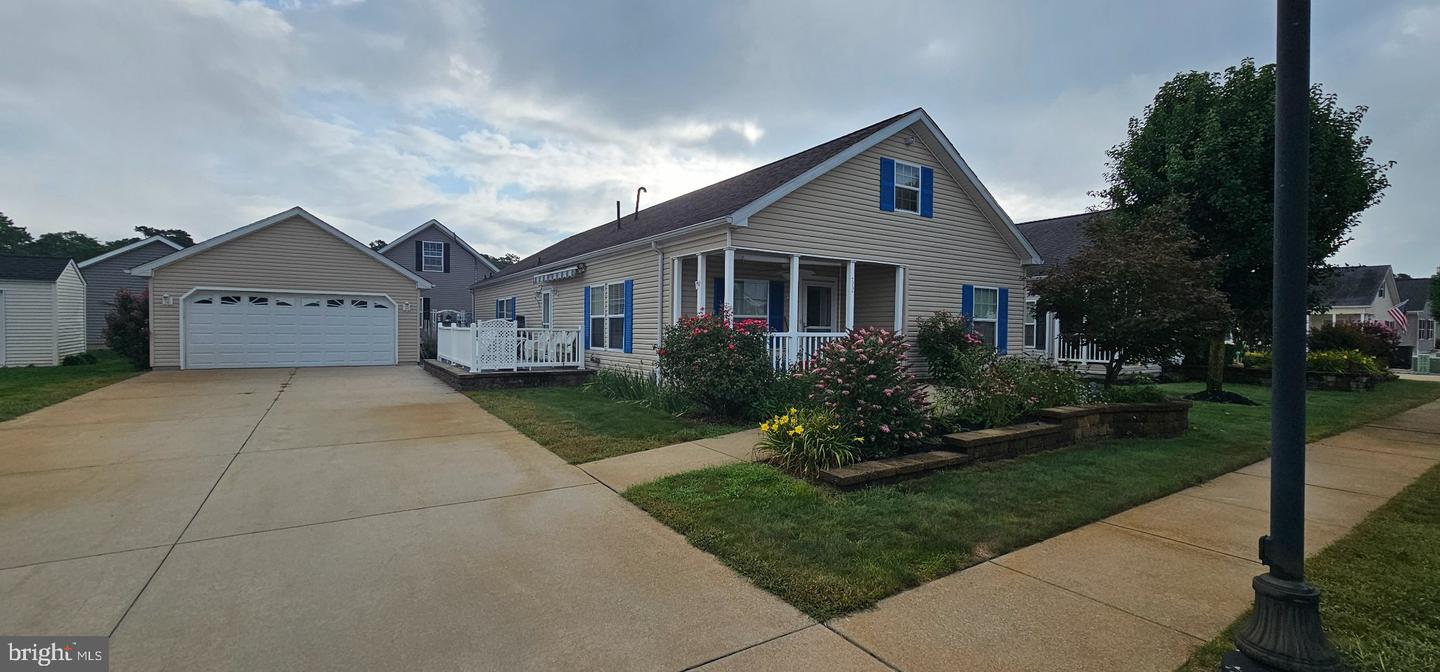 33 Paul Revere Ct — photo