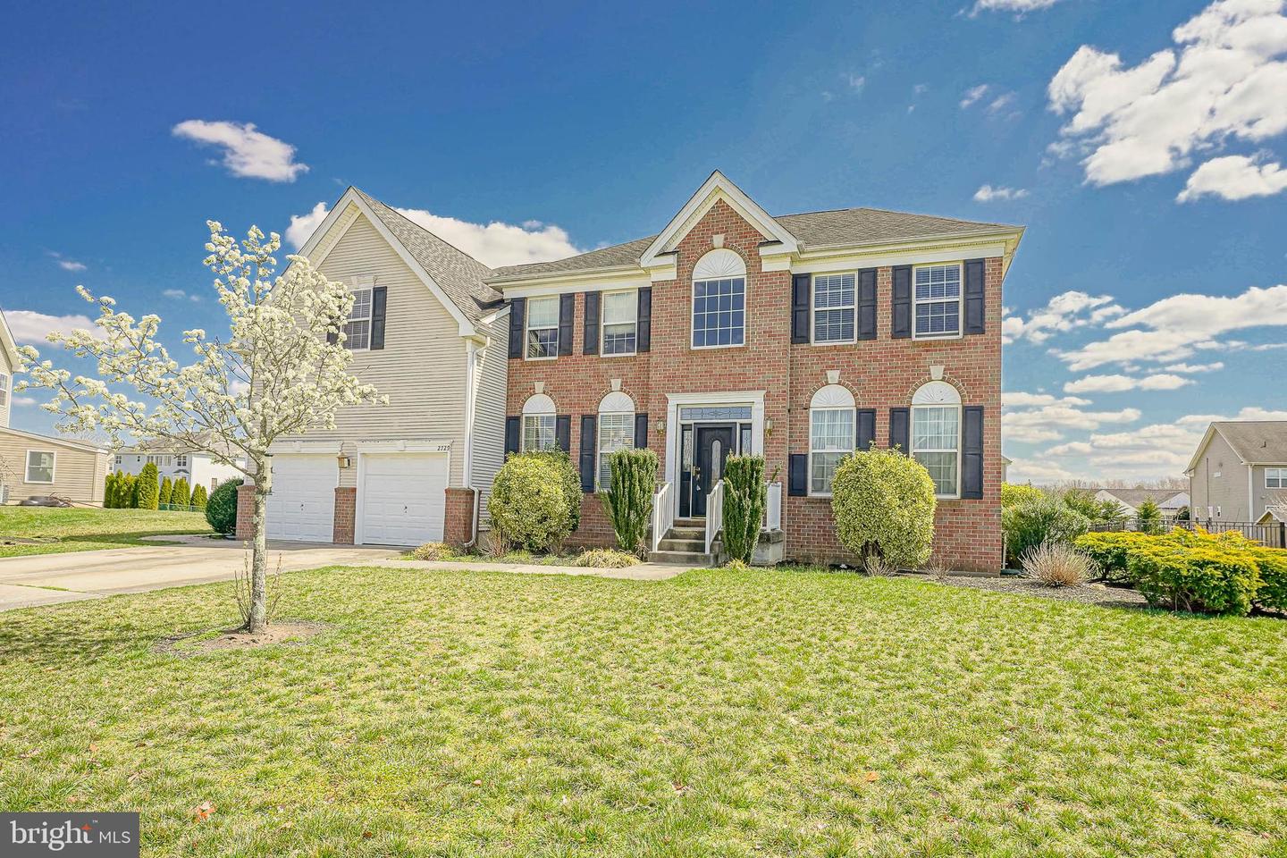 2729 Bethpage Ct — photo