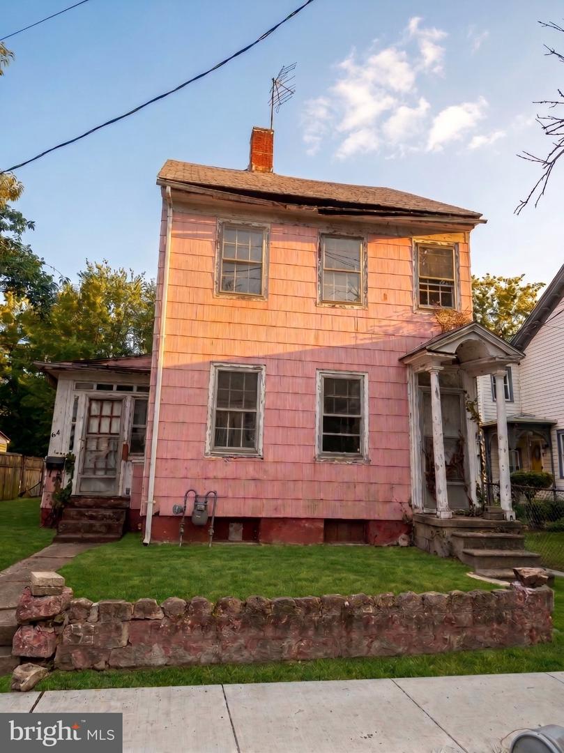 64 Walnut St — photo