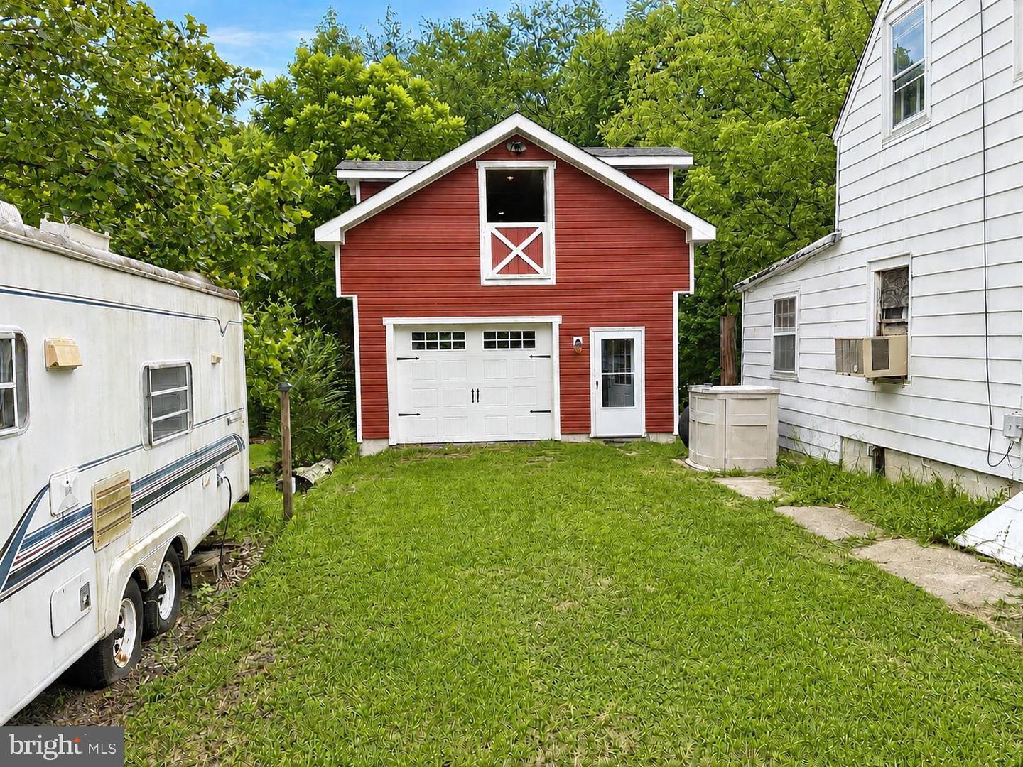 631 Station Rd — photo