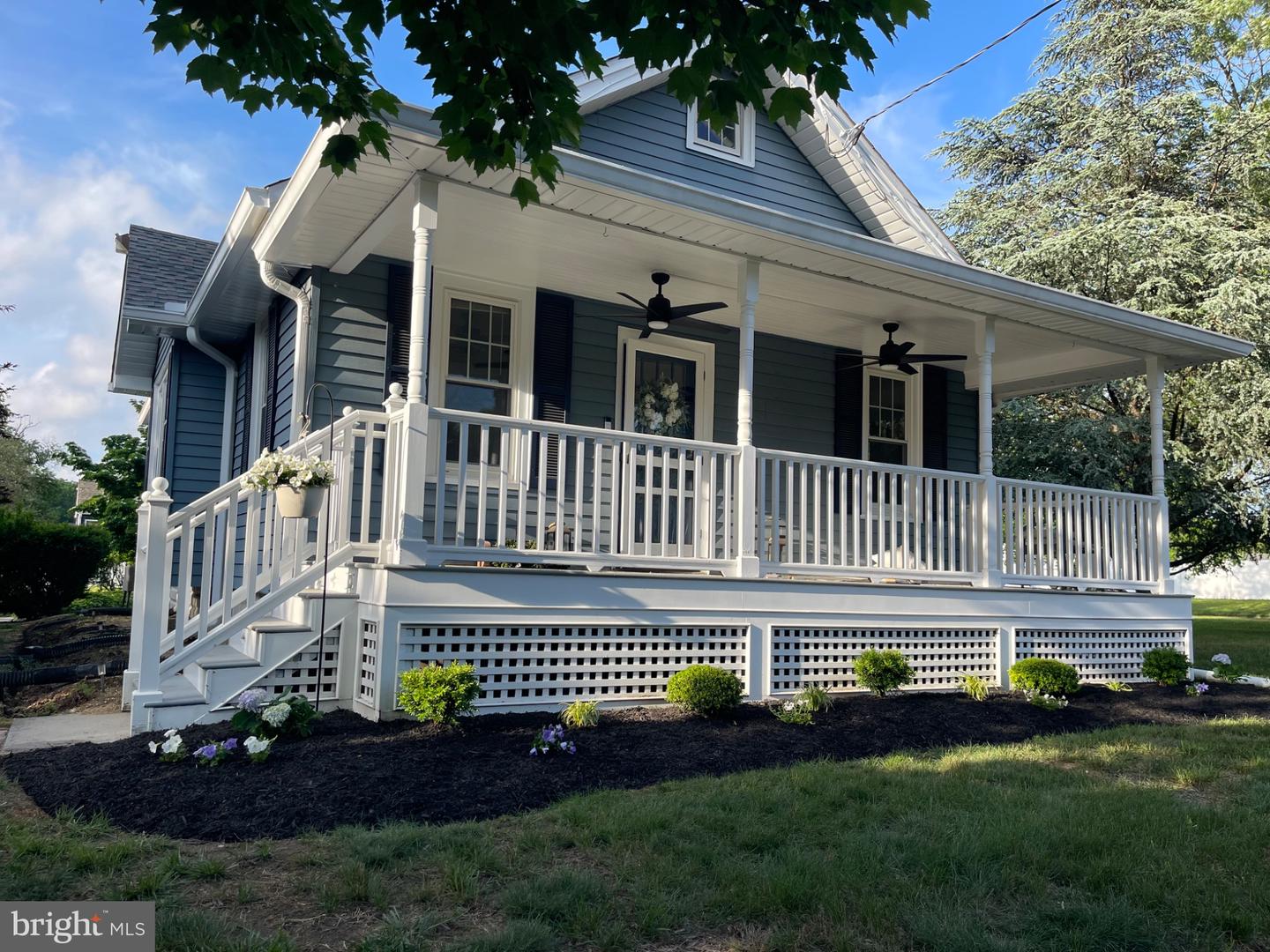 1372 E Walnut Rd — photo