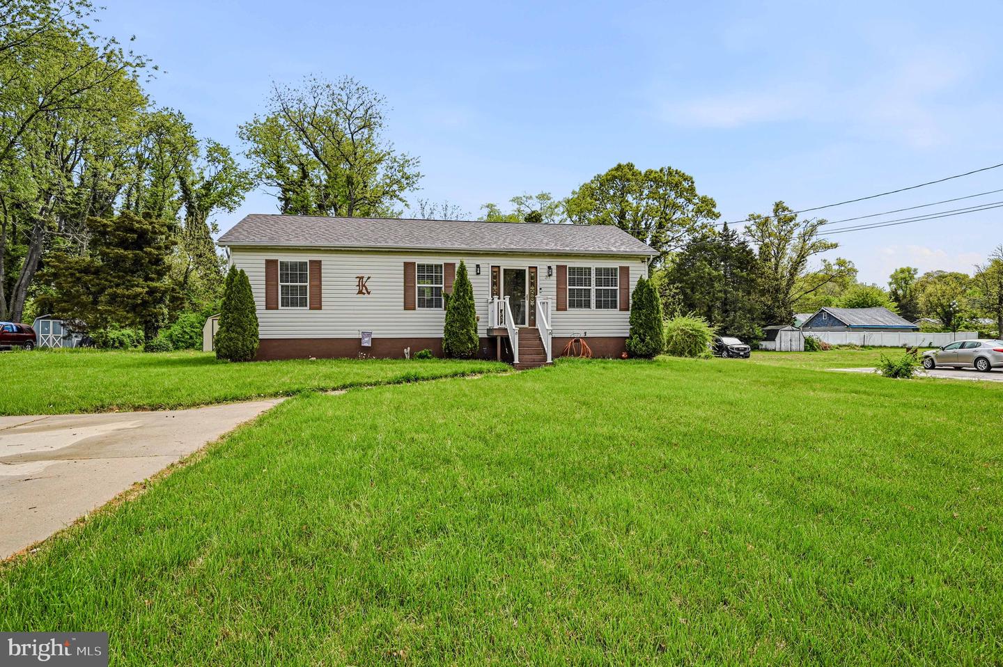 31 Longview Dr — photo
