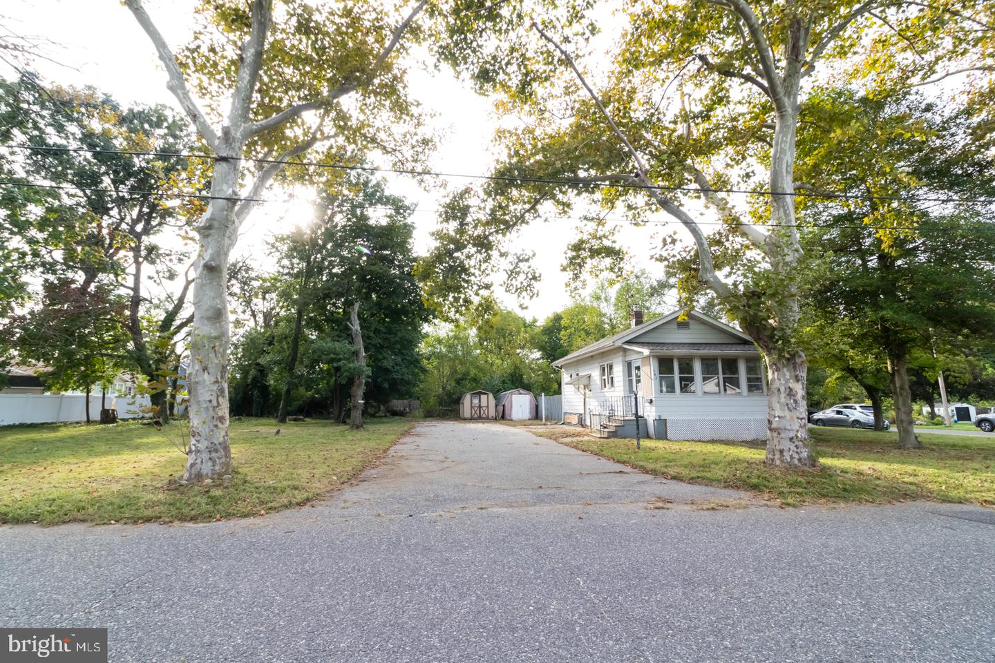542 Broadlawn Ter — photo