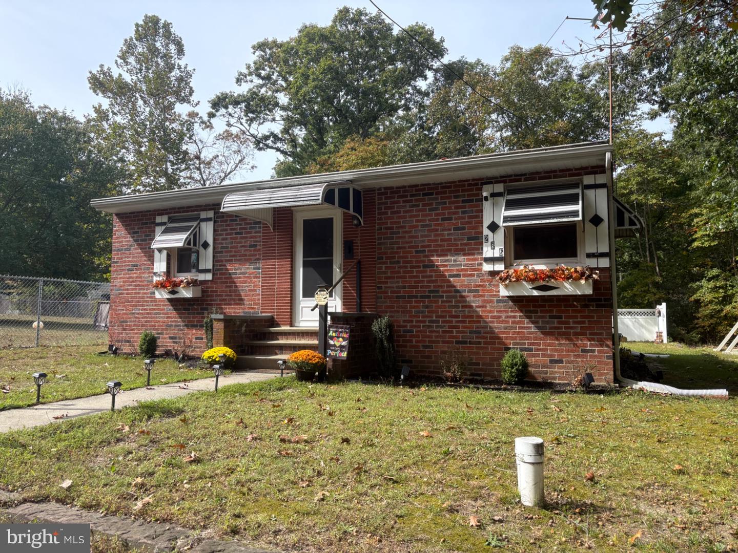 237 Mulberry Rd — photo