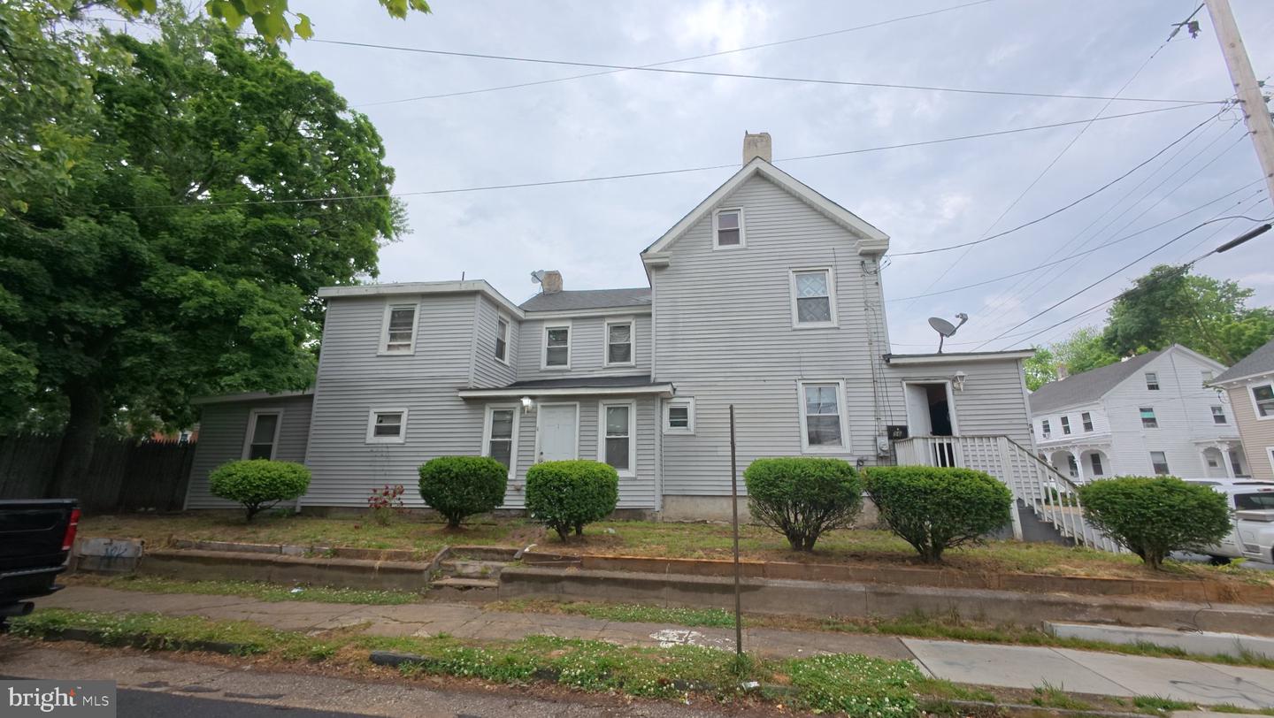 56 Walnut St — photo