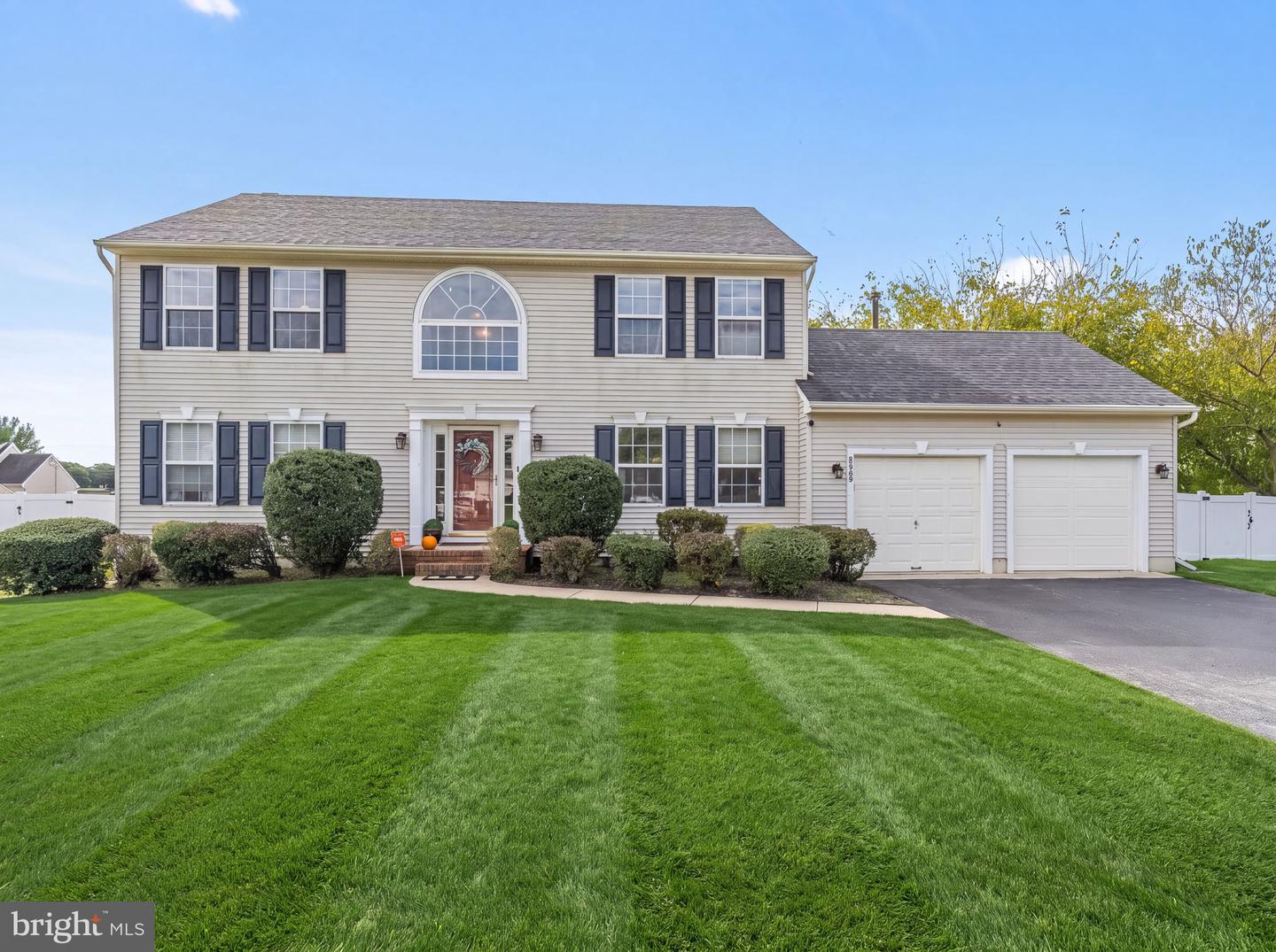 2659 Barry Dr — photo