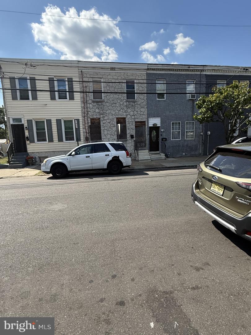 507 S 4th St — photo