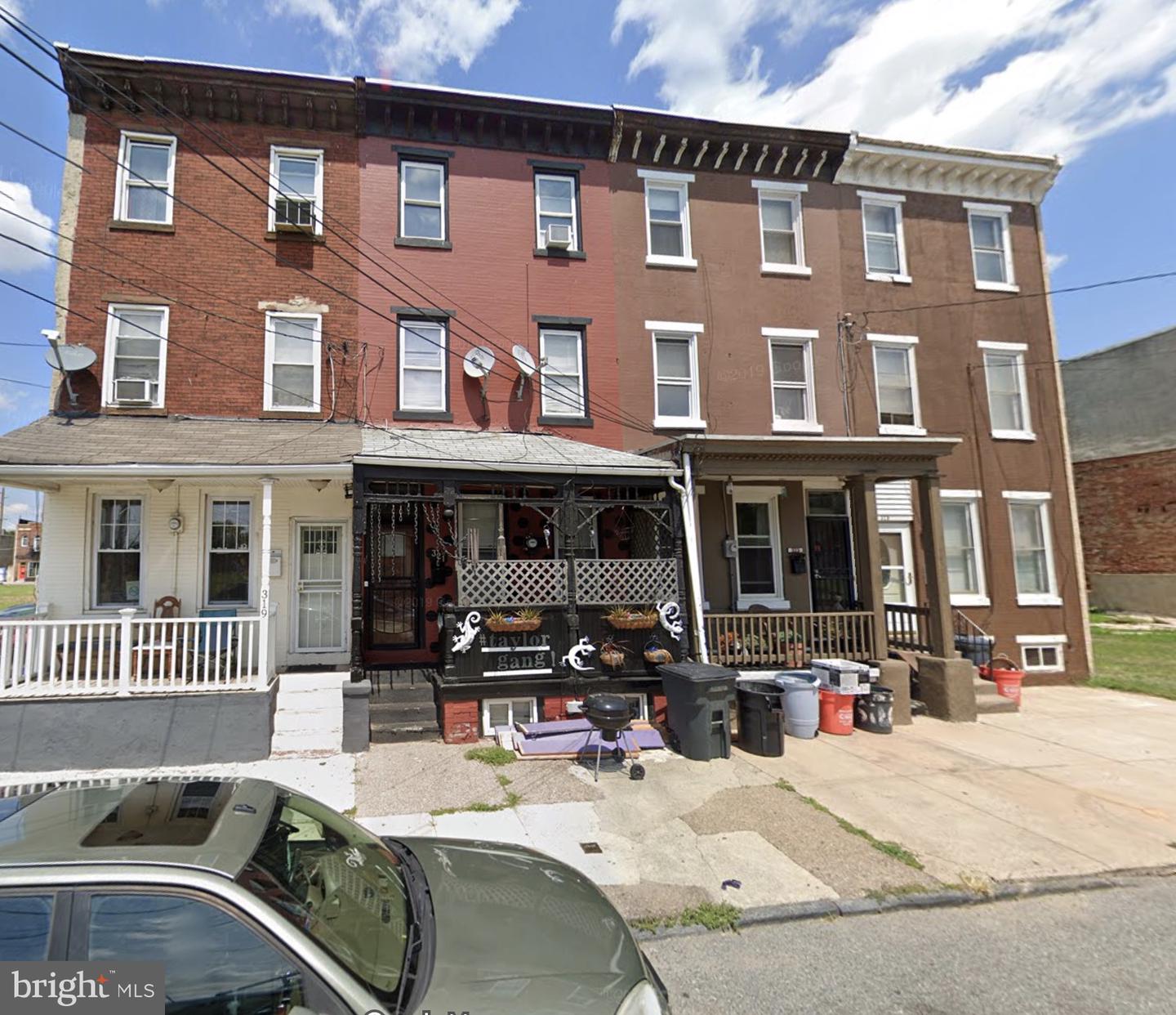 321 Washington St — photo