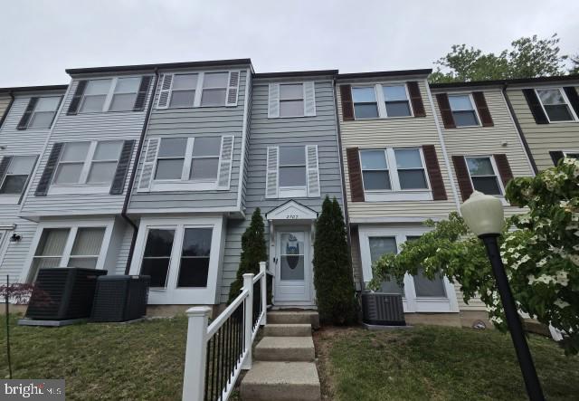 2707 Greenwood Dr — photo
