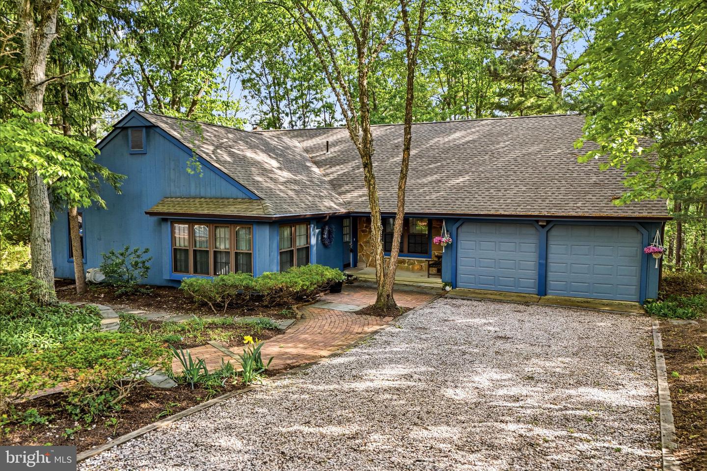 16 Westbrooke Ct — photo