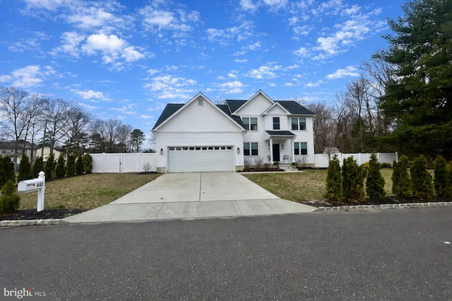 442 Waterfords Edge Ct — photo
