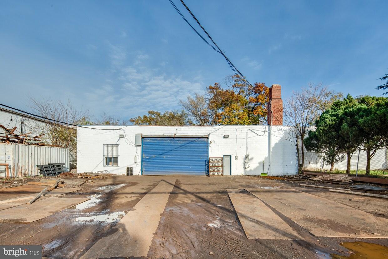 2840 Mt. Ephraim Avenue — photo