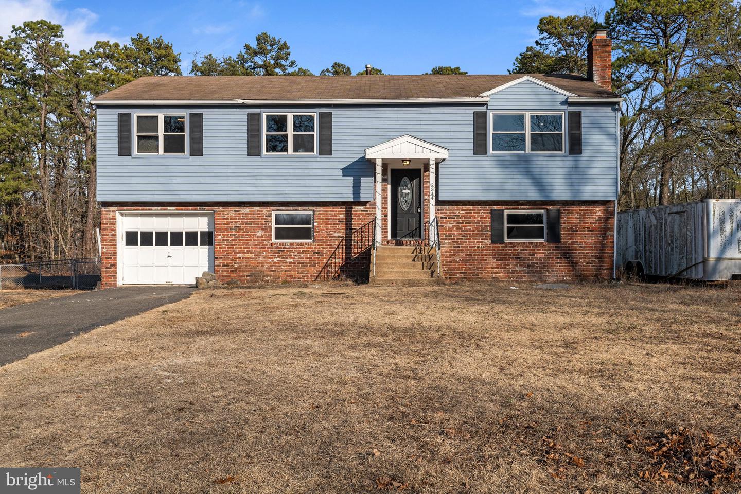 2344 Fernwood Ave — photo