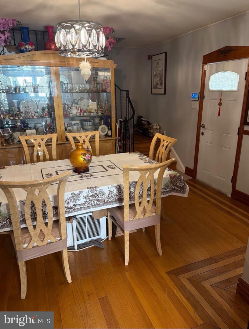 5035 Westfield Ave — photo