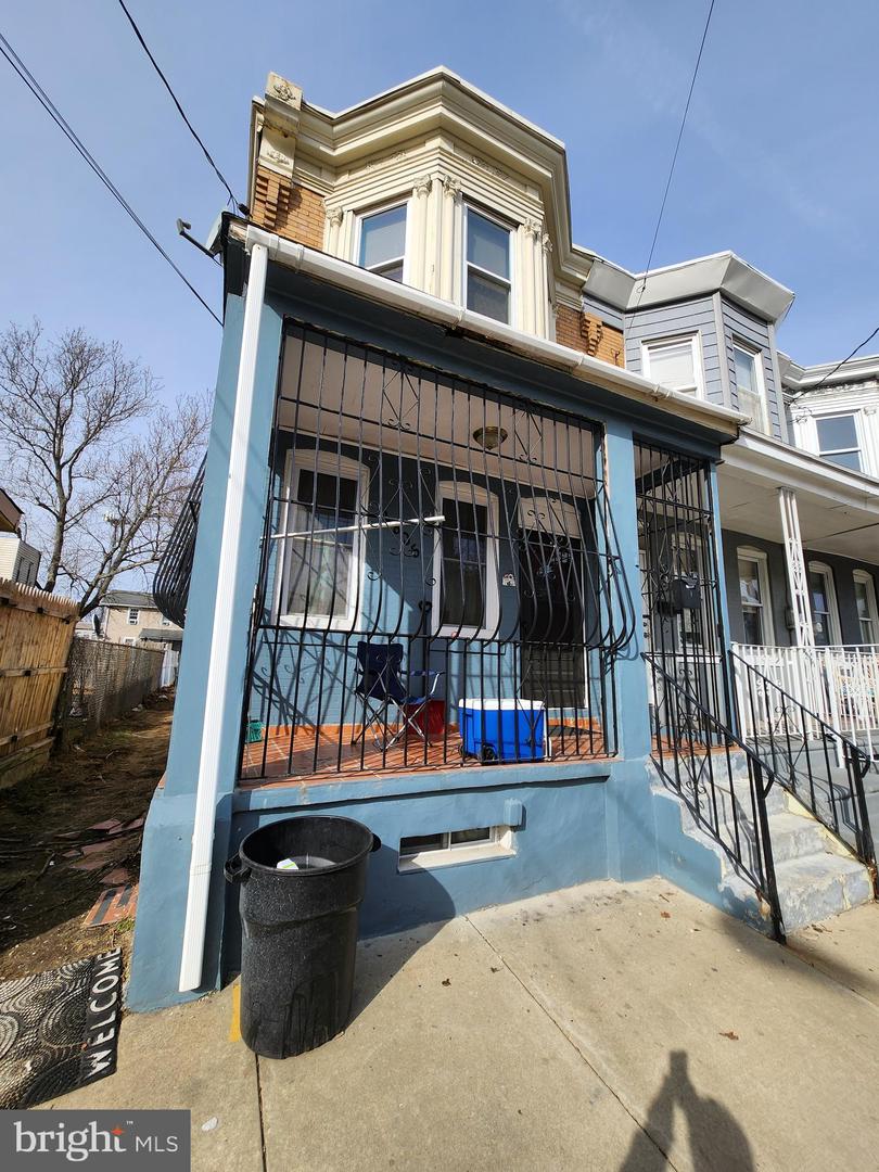 2805 Polk Ave — photo