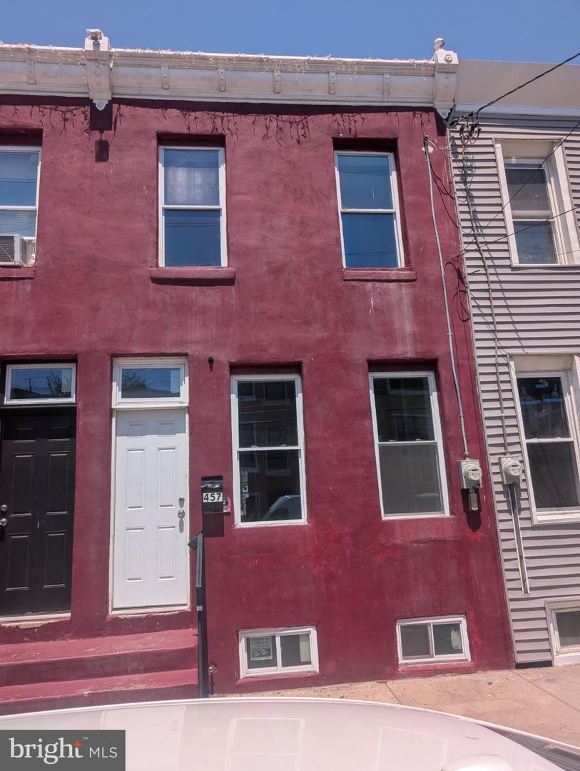 457 Mechanic St — photo