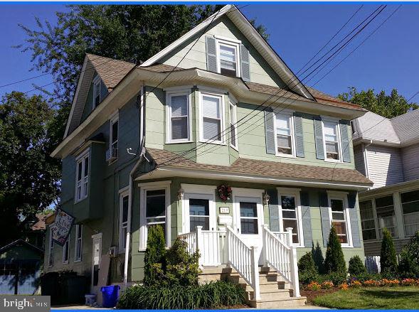 219 Woodlawn Ter #2 — photo
