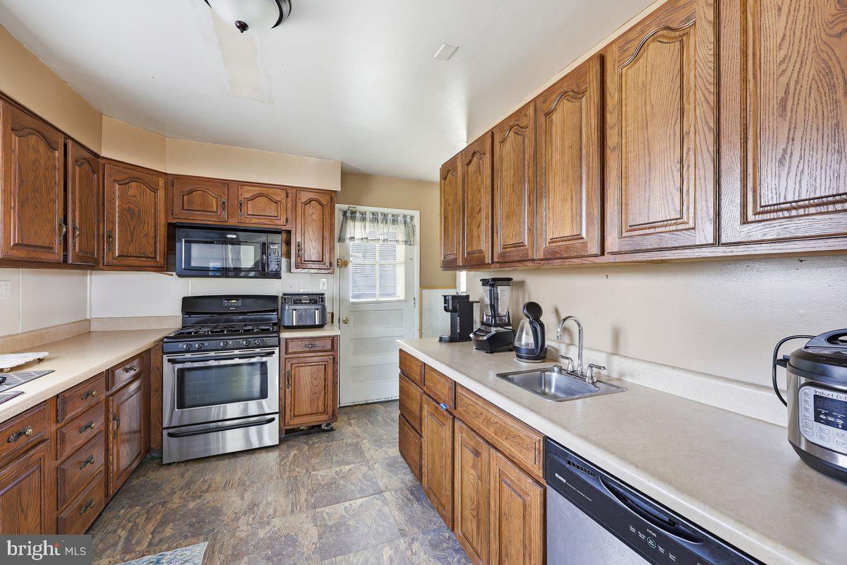 434 Flanders Road, Bellmawr, NJ 08031 — photo 2