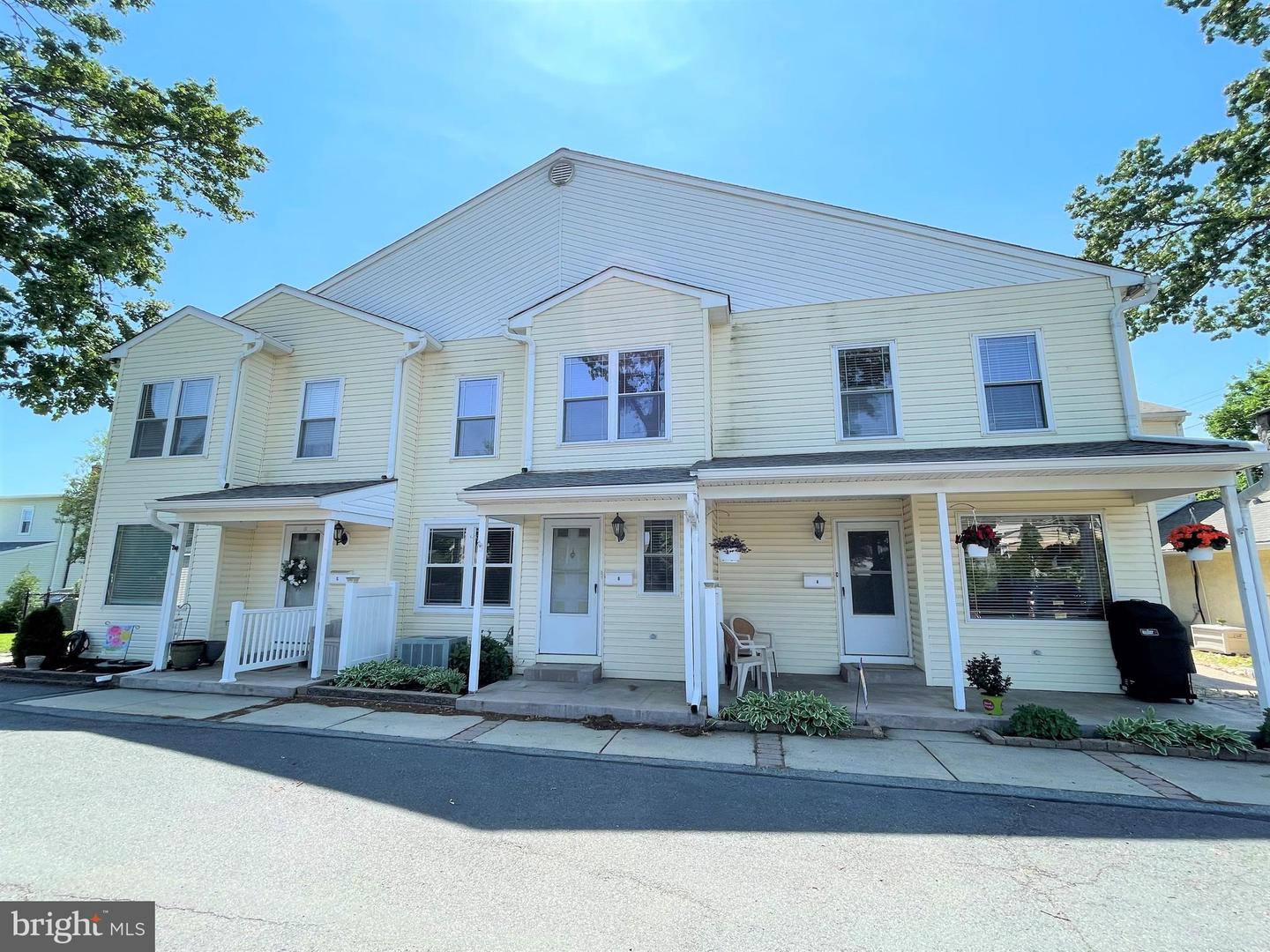 1326 Central Ave #B — photo