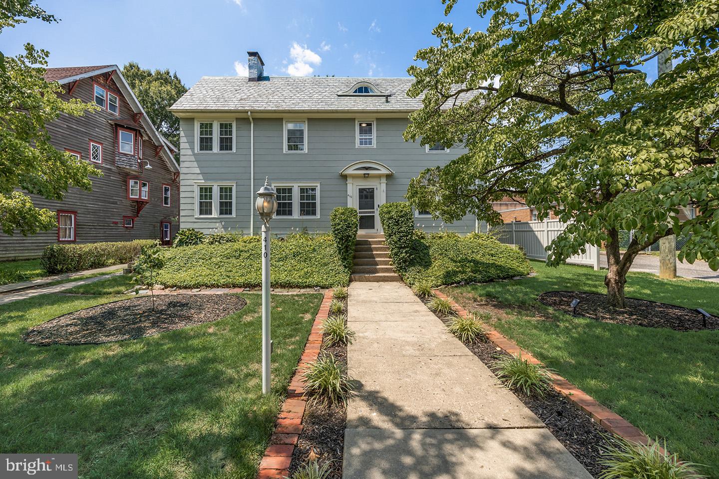 410 W Franklin Ave — photo