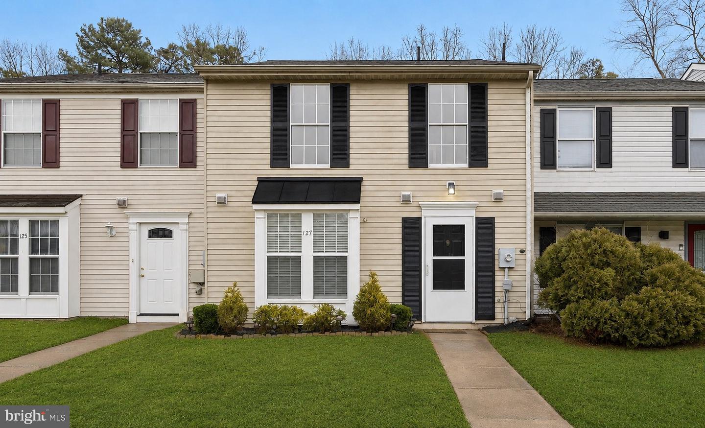 127 Villa Knoll Ct — photo