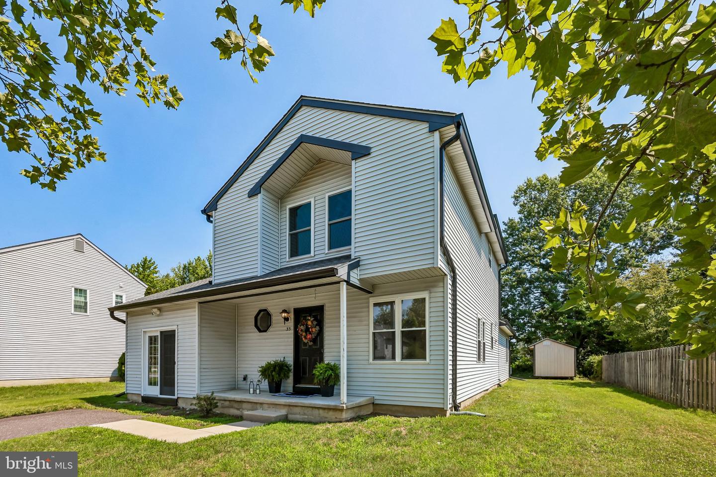 33 Country Ln — photo