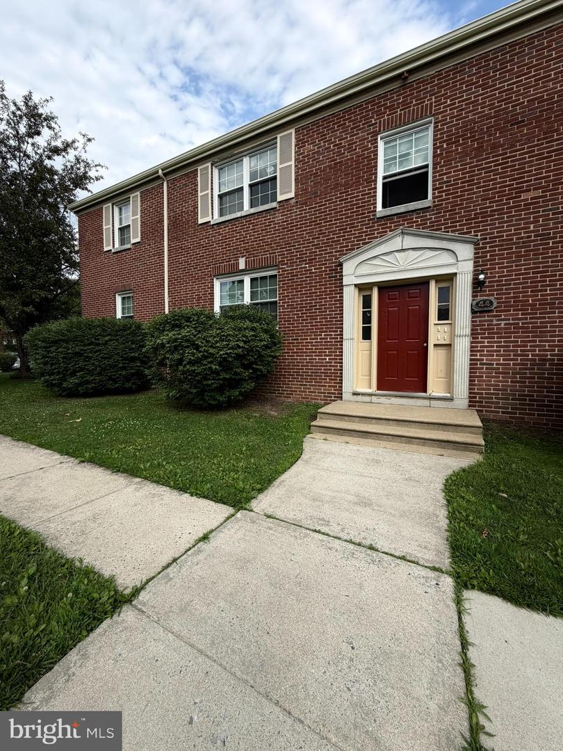 100 Park Blvd #44D — photo