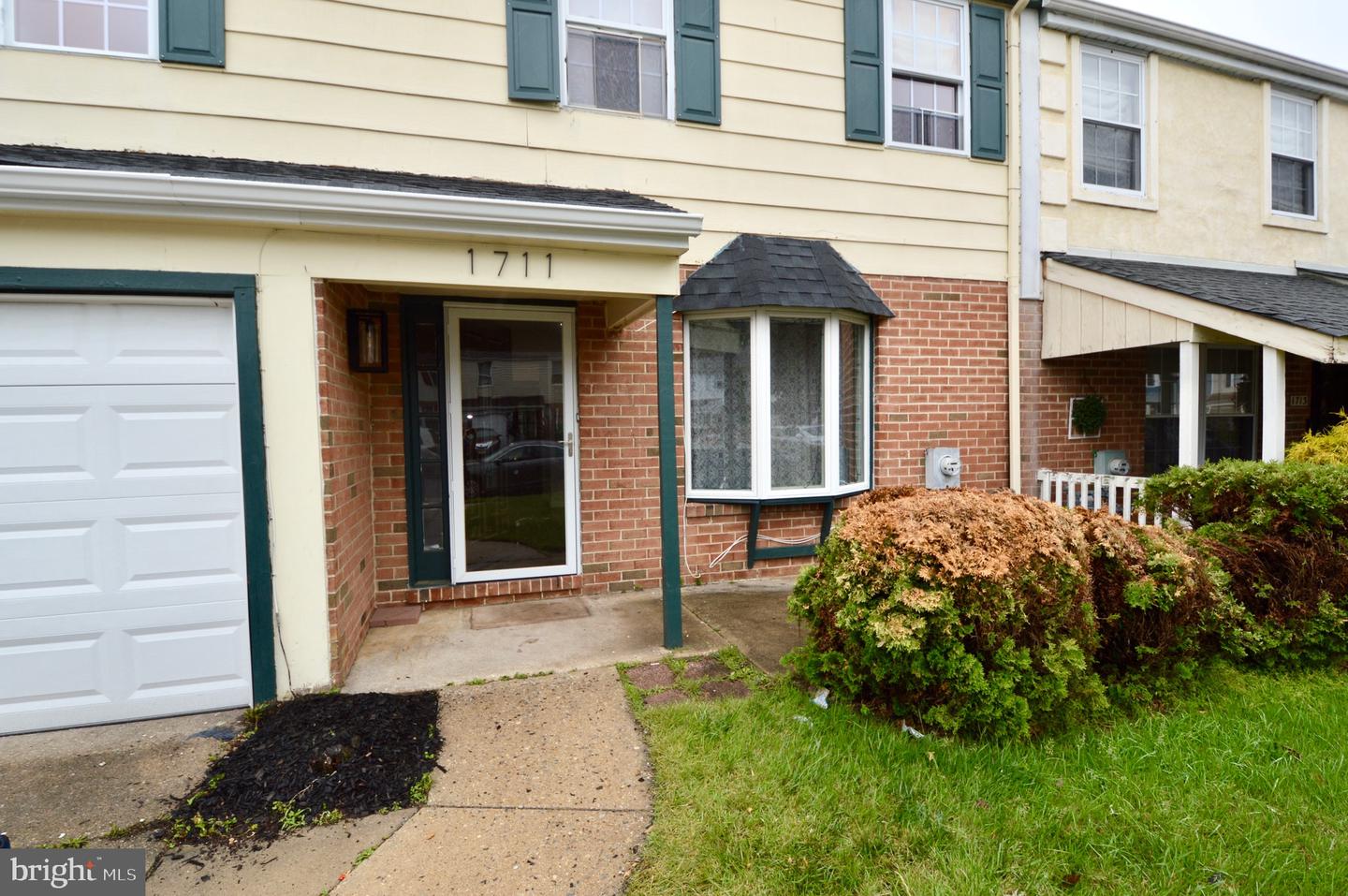 1711 Brentwood Pl — photo