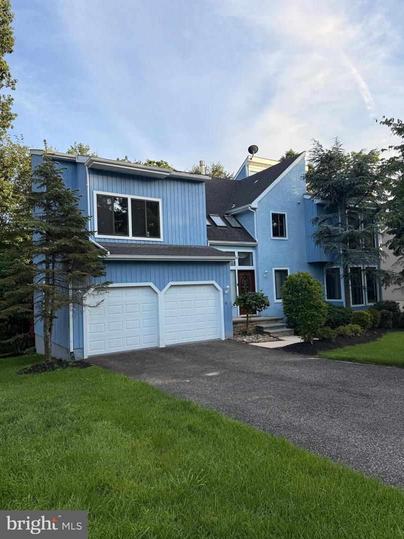 4 Johnson Ln — photo