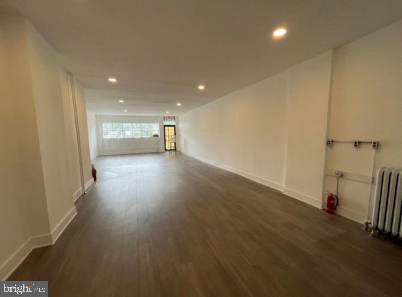 7908 River Rd — photo