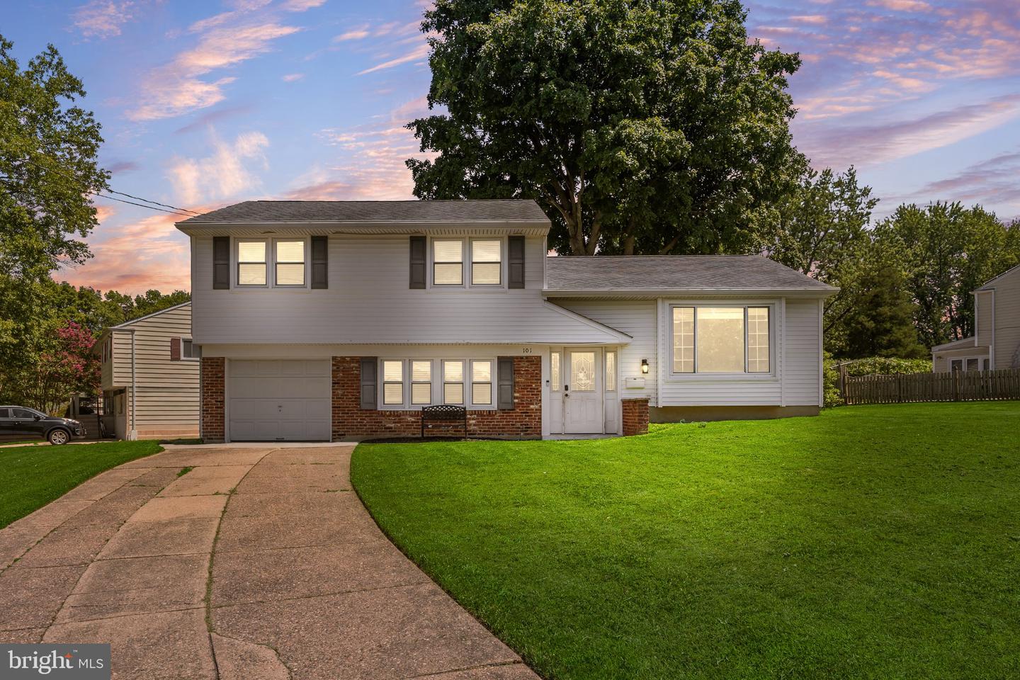 101 Saddle Ridge Road, Voorhees, NJ 08043